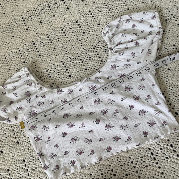 Urban Outfitters Pointelle Off-The-Shoulder Cropped Top White (Large) - Picture 6 of 9